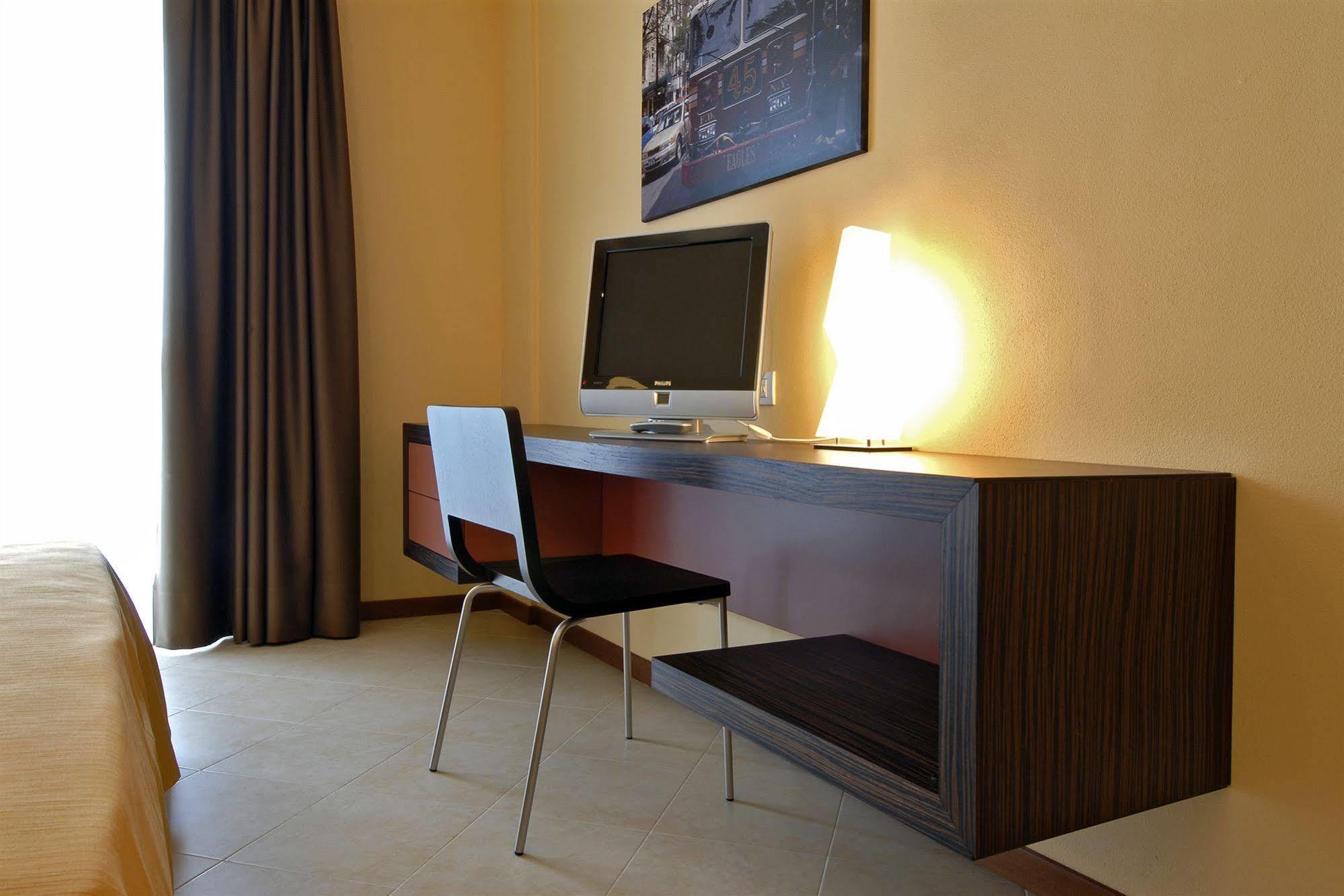 Hotel Rosso Frizzante Sorbara Exteriér fotografie